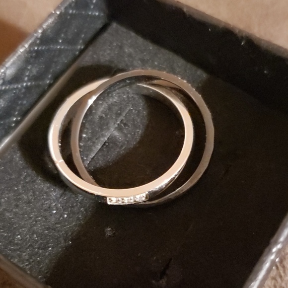 Double Ring🧡 - Picture 4 of 4